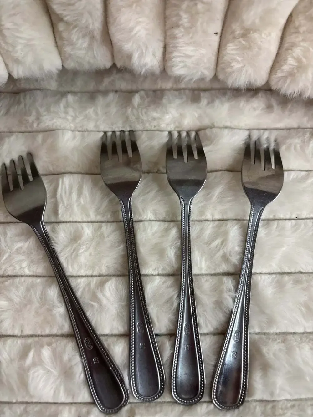 Vintage Lot of 4 DON 62 Dinner Forks Stainless Steel Beaded Flatware Silverware